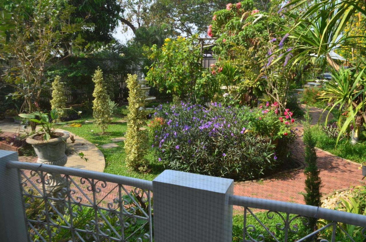 Rungnatee Place & Boutique Hotel Buriram Exteriér fotografie